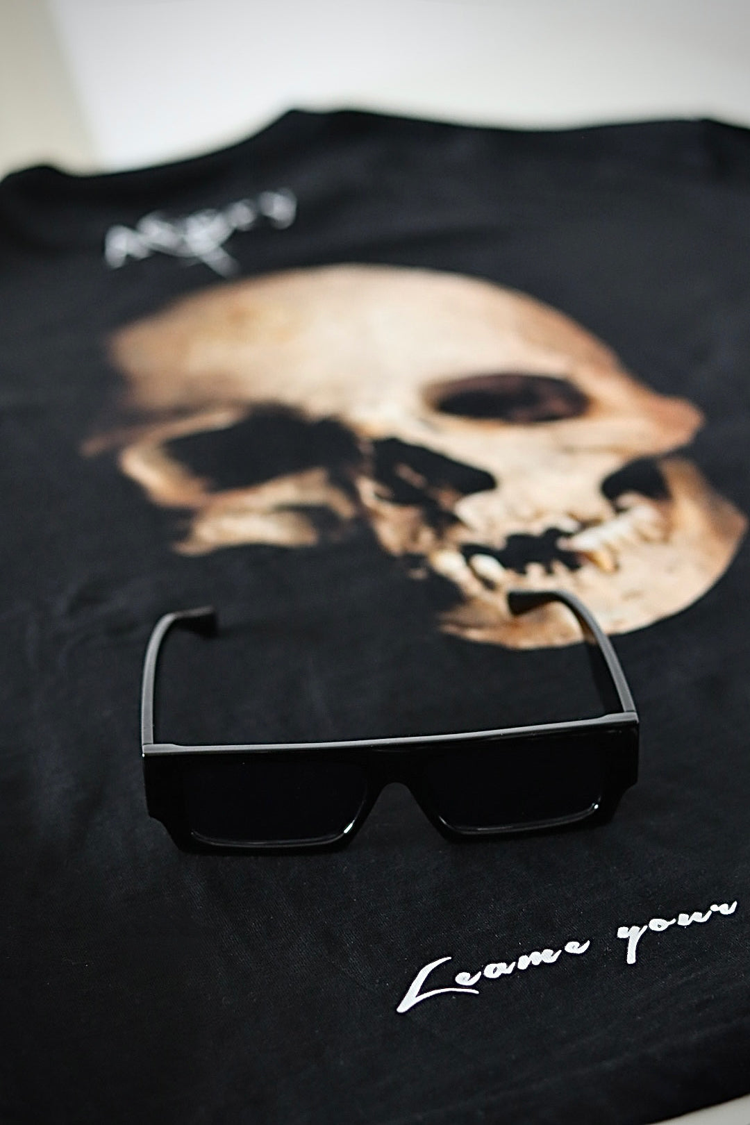 "Avery sunglass Vision"