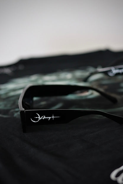 "Avery sunglass Vision"